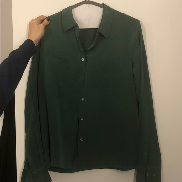 Equipment signature button down blouse. - Picture 4 of 6